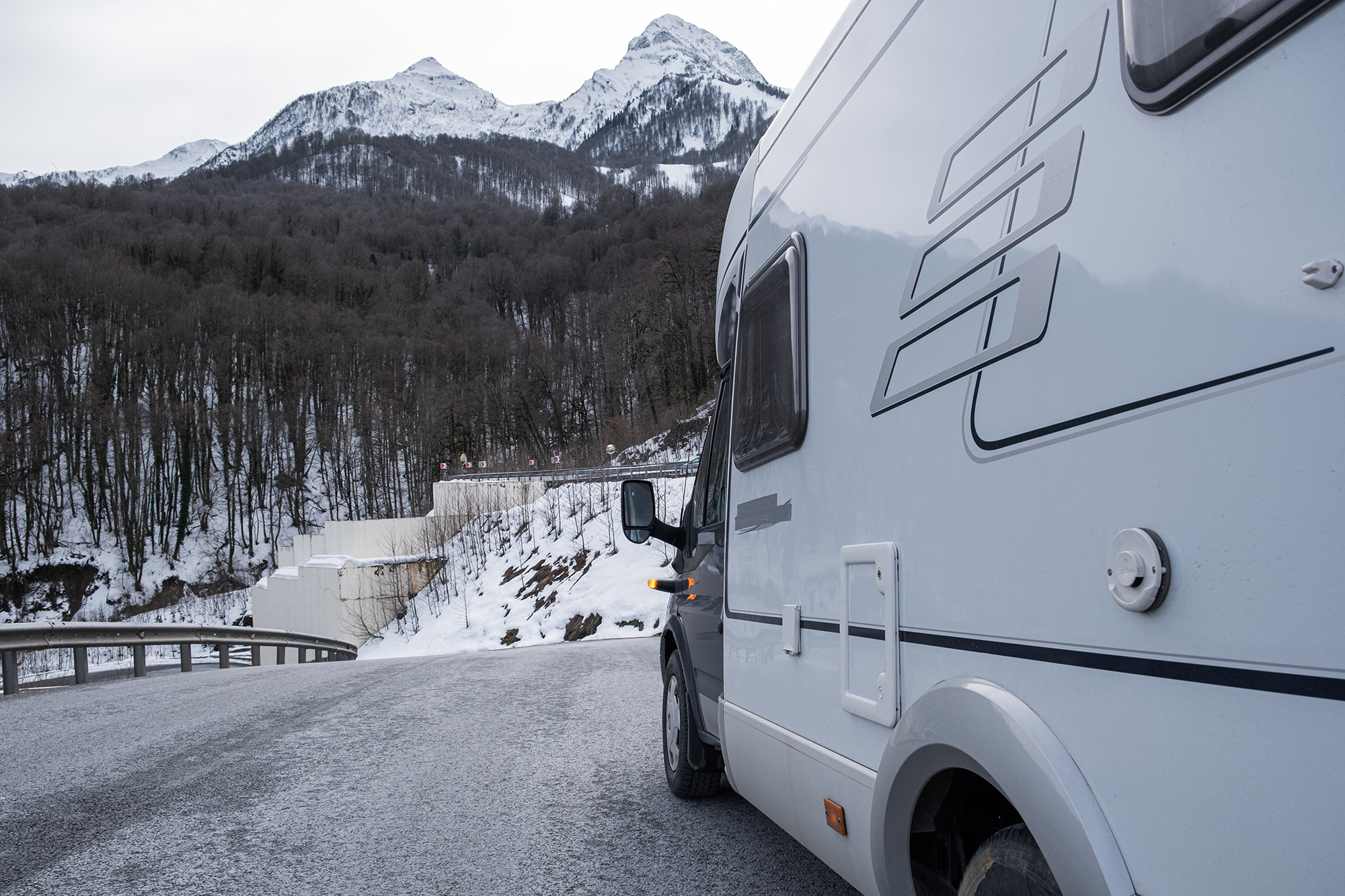 How To Keep Your Motorhome Warm In Winter