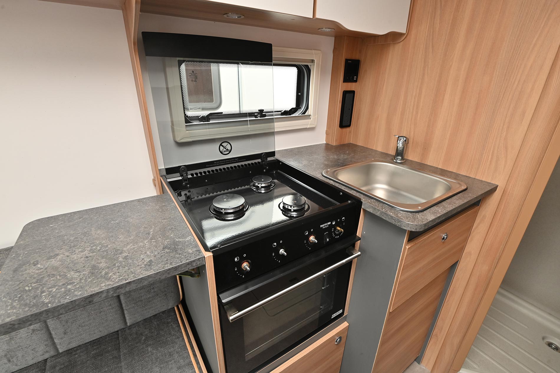 Bailey Discovery D4 Review Kitchen